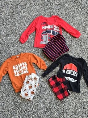 3T Pajama Set & Outfits - Fire Truck, Thanksgiving & Christmas Prints